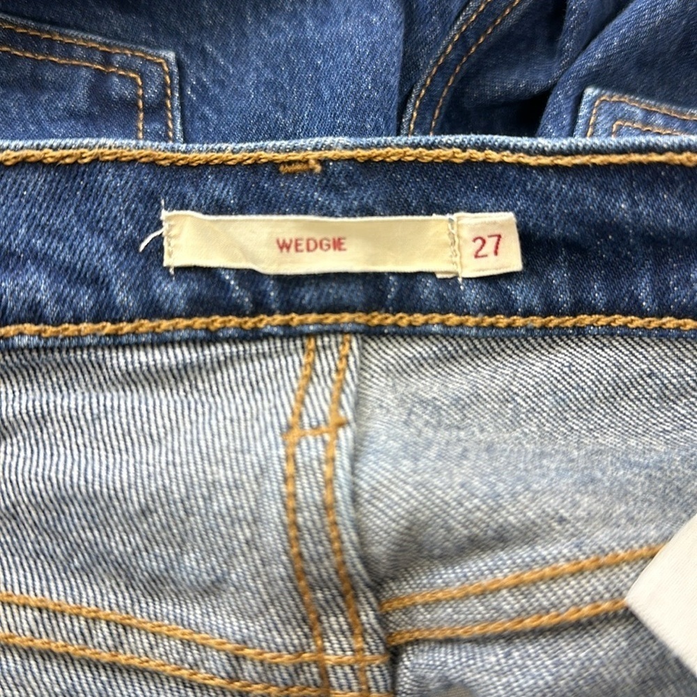 Levis ICON fit Wedgie Lifes Work Dark Wash womens ankle jeans 27 x 27 - Picture 15 of 15